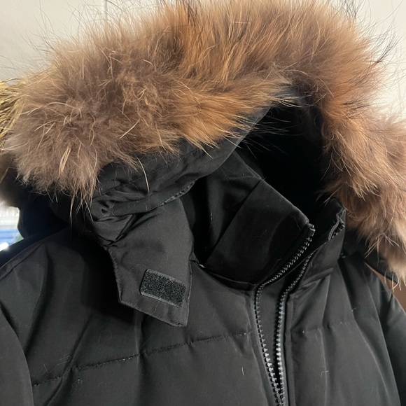 Canada G00se Alliston Parka - Picture 2 of 5